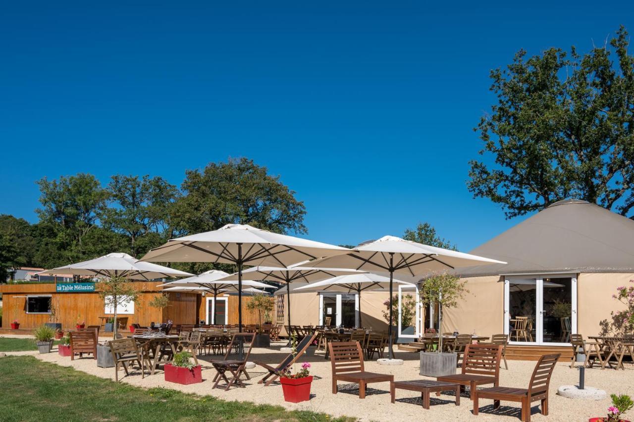 Vakantiepark Domaine Melusine - A 2km Du Puy Dufou France !